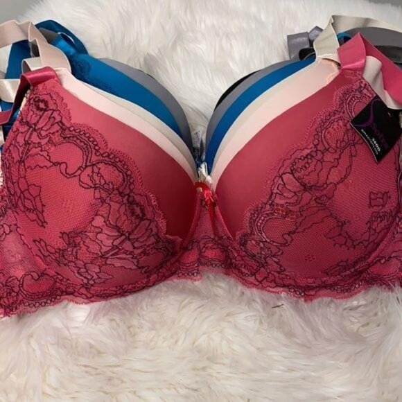 Bundle of Six Lace Contrast Bras - Picture 2 of 4